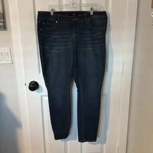 Dark Blue Torrid Skinny Mid Rise Jeans (4)